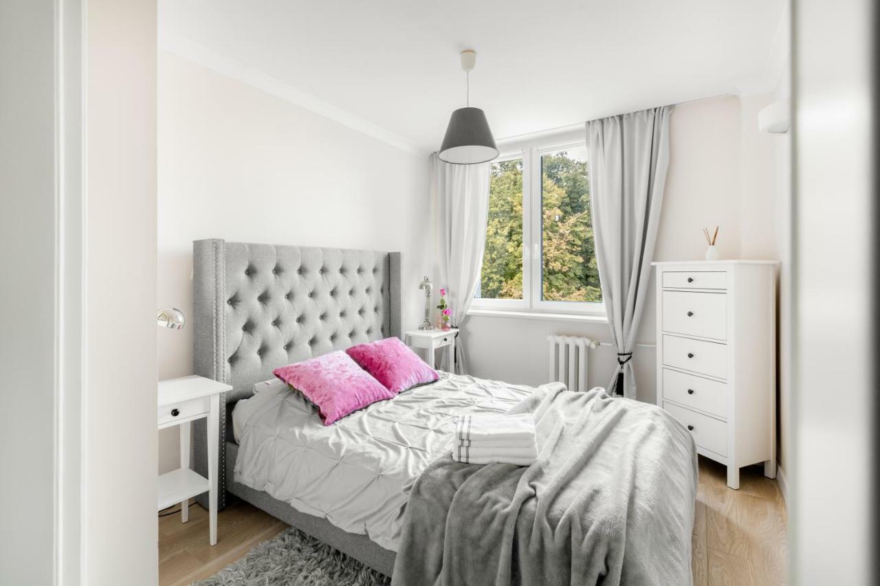 Ferienwohnung Apartament Luxury Business Saska Kepa Warschau Exterior foto